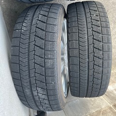 ブリヂストンスタッドレスタイヤホイールセットの画像