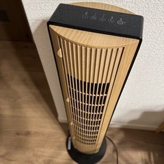 ニトリ縦型　扇風機の画像