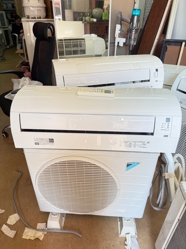 daikin 2.2KW 6畳　2019年製  (取り付け込み)