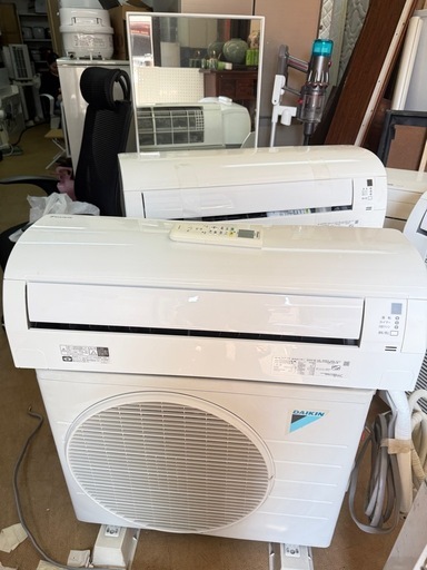 daikin 2.2KW 6畳　2019年製  (取り付け込み)