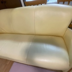 ソファの画像
