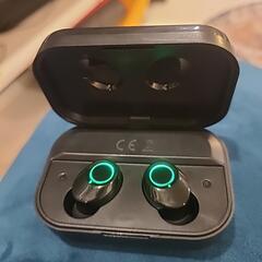 ワイヤレスBluetoothイヤホンの画像