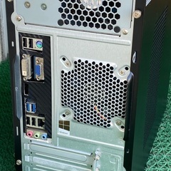 デスクトップPC(ベアボーン状態)の画像