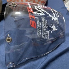 ヘルメットバイザーの画像
