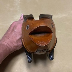 お魚の小物入れ木彫りです。かわいい。の画像