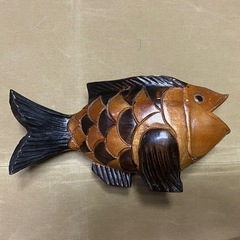 お魚の小物入れ木彫りです。かわいい。の画像