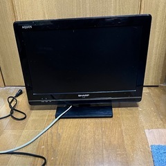 SHARP Hisenseテレビ 2台 の画像