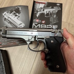 東京マルイ M92F ガスブローバック ステンレスの画像