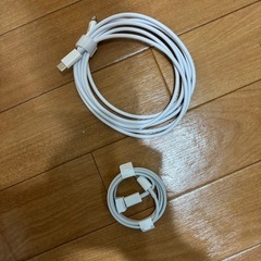 Lightning USB-Cケーブル、USB接続電源タップなど複数セットの画像