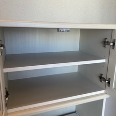 食器棚《お値下げ交渉可！の画像
