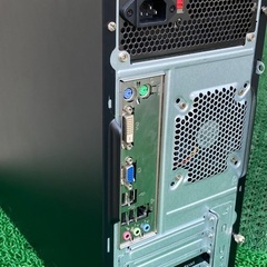 デスクトップパソコン(ベアボーン状態)の画像