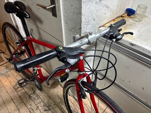 綺麗　MIYATA ミヤタ　clomolyレッド クロスバイク700c 綺麗 MIYATA ミヤタ clomolyレッド クロスバイク700c