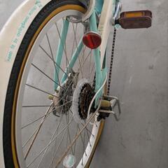 子ども自転車(多分)20インチ※タイヤパンクの画像