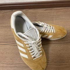 adidas GAZELLEの画像