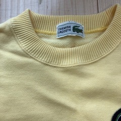 LACOSTE イエロー トレーナーの画像