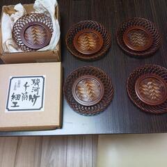 プラスチック/木製食器一式の画像