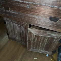 無料で差し上げます。大正時代より昔の桐のタンスセットの画像