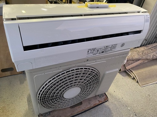 お薦め品‼️分解洗浄済み‼️日立ルームエアコン 2.2kW6-8畳用2015年