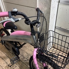 Mercedes-Benz メルセデスベンツ子供用自転車 シルバー/ピンクの画像