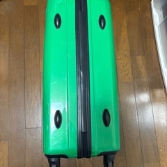 キャリーケースの画像
