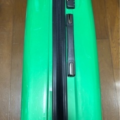 キャリーケースの画像