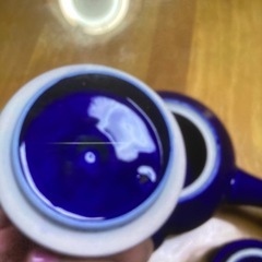 青い急須と湯呑み2個セットの画像