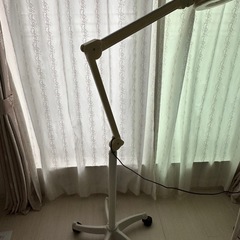 マツエク LEDライトの画像