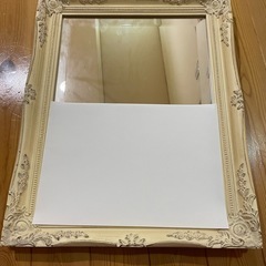 アンティーク風デザイン鏡の画像