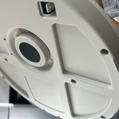 ✨激安価格✨2023年製リモコン付き比較的美品DCモニター自動タイマーオフ機能付き風量9段階 扇風機の画像