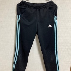 adidas 160 女の子　ジャージ上下セット
の画像