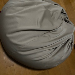着るビーズクッション Lサイズの画像