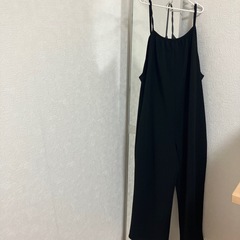 【募集中】coca エンボス　サロペット　ブラック　Mサイズの画像