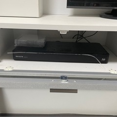 【最終値下げ.8/10まで】SHARP AQUOS24型テレビ&テレビ台セットの画像