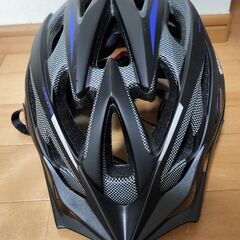 自転車用ヘルメット　MOON　おしゃれ。男女兼用　Mサイズ（55~58）の画像