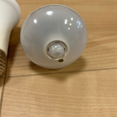 アイリスオーヤマ LED　　人感センサーの画像
