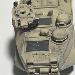 【ジャンク品】1/72スケール水陸両用強襲車及びM1エイブラムス戦車の模型の画像