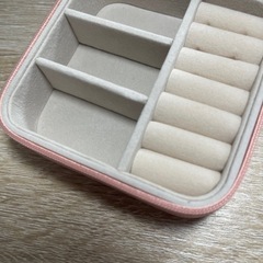 【美品】Vee&Coジュエリーケースの画像