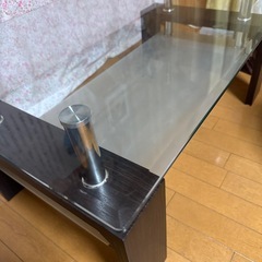 美品‼️ ソファに合うガラステーブル‼️ ナフコ サイズ横99.5cm 縦59.5cm 高さ44.5cmニトリ   机 テーブル 家具 インテリア オシャレの画像