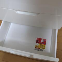 チェスト　4段　木目調天板の画像