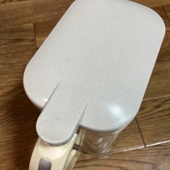 【取引終了】調味料入れの画像