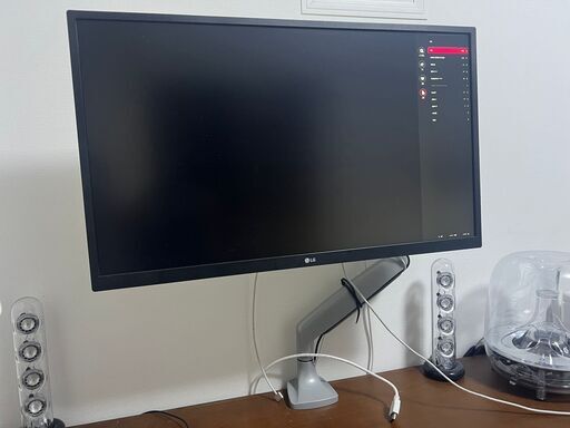 4K 27インチモニター ＋ モニターアーム