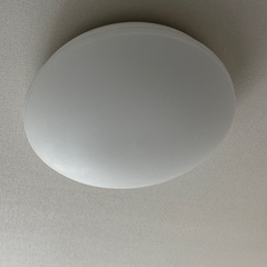 美品【動作確認済】アイリスオーヤマ LEDシーリングライト DI8DL 〜8畳用 調光+調色 おやすみタイマー、調光メモリ機能の画像