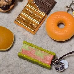 リプトン ミスタードーナツ キーホルダー モンブラン 板チョコ ミニチュア 雑貨の画像