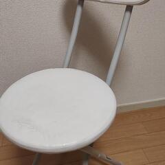 折りたたみテーブル ＋ 折りたたみチェアの画像