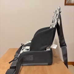 お食事クッション　ブースターシートの画像