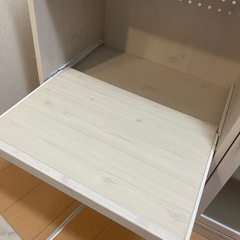 ８月１６日まで！食器棚の画像
