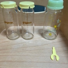 哺乳瓶の画像