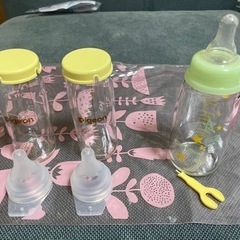 哺乳瓶の画像