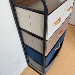 4段ケースの画像