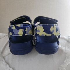 アディダス☆サンダル 18cmの画像